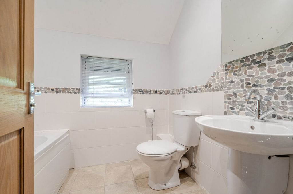 Additional image 20 of 6 bed detached house for saleFarnham Road, Liss GU33