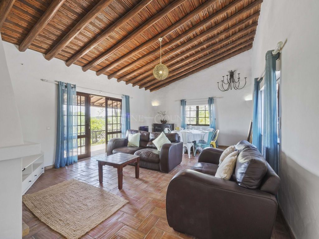 Property photo 2 of 30