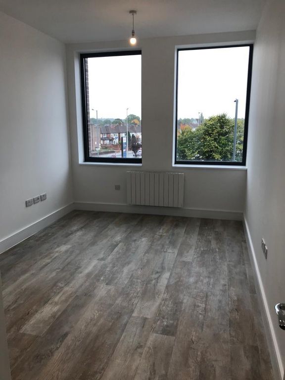 Property photo 3 of 6