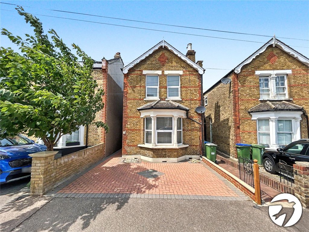 Property photo 1 of 27 Picture No. 15
