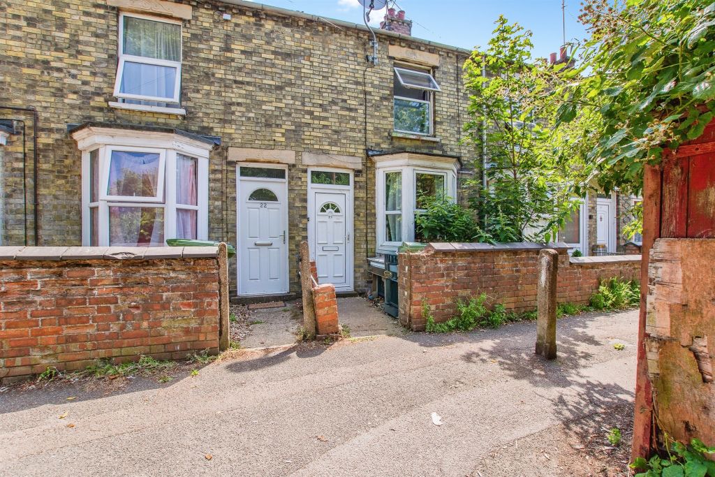 Property photo 1 of 20