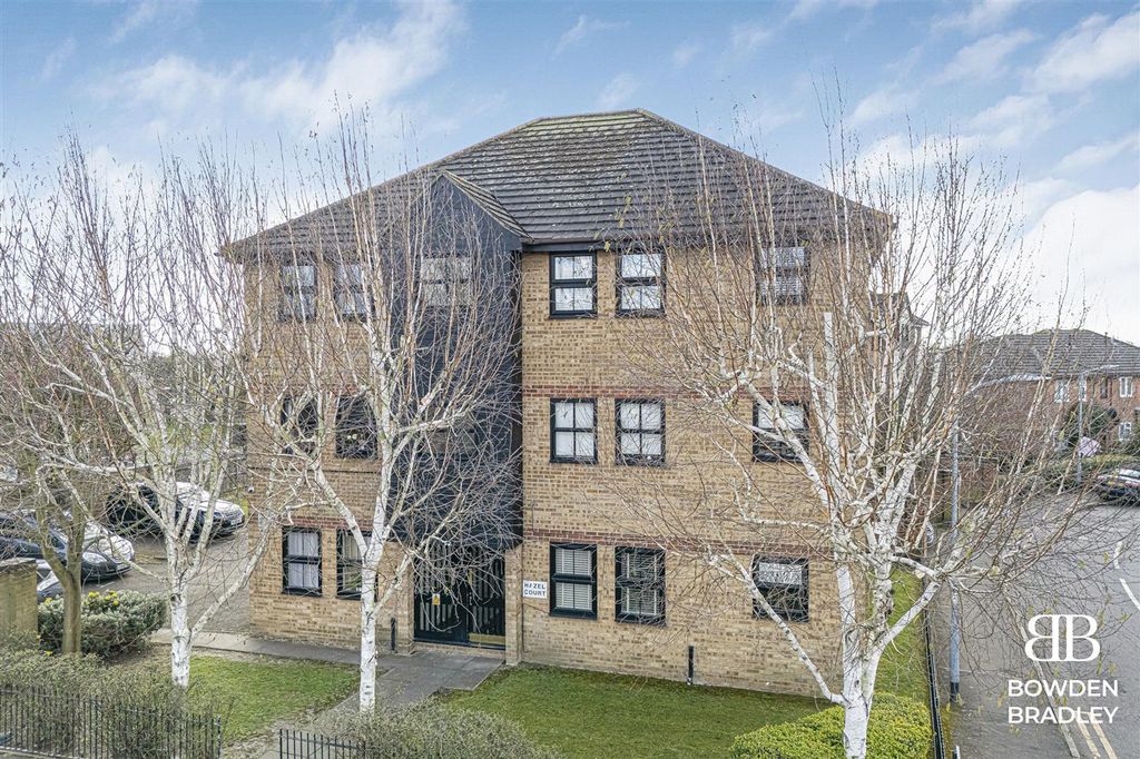 Property photo 1 of 13 Externals