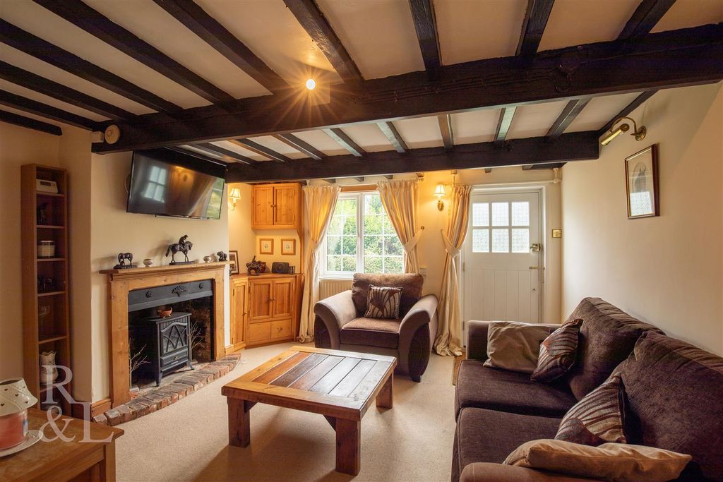 Property photo 3 of 12 5Y8A5948.Jpg
