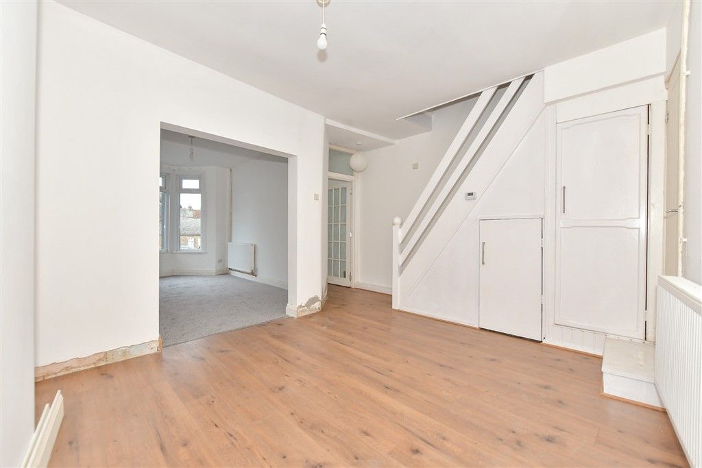 Property photo 2 of 10 Dining Area