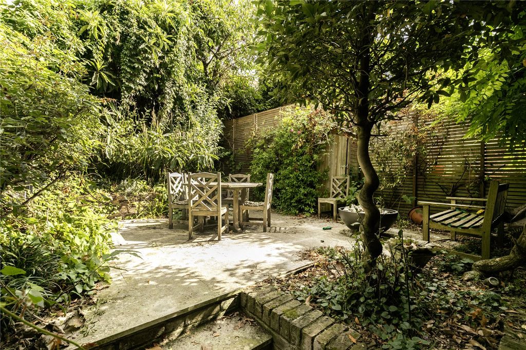 Property photo 2 of 21 Picture No. 79