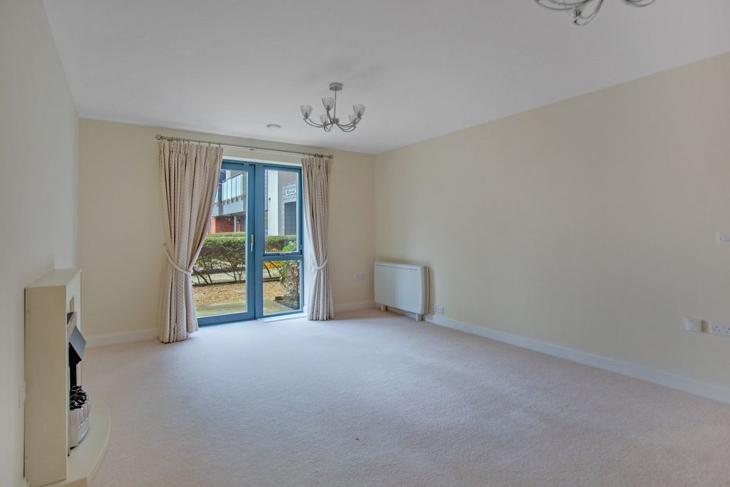 Property photo 3 of 9