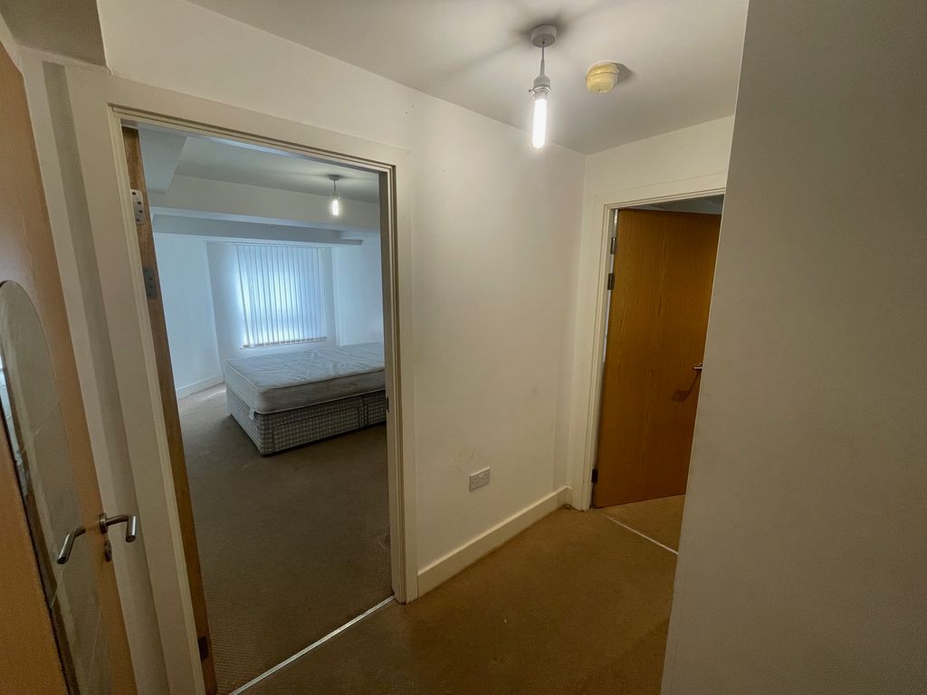 Property photo 3 of 9 Image