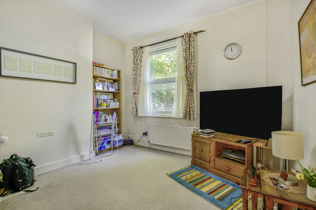 Property photo 2 of 5