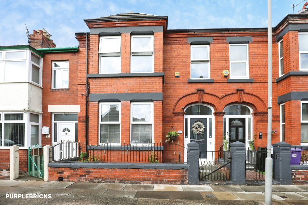 Property photo 1 of 25