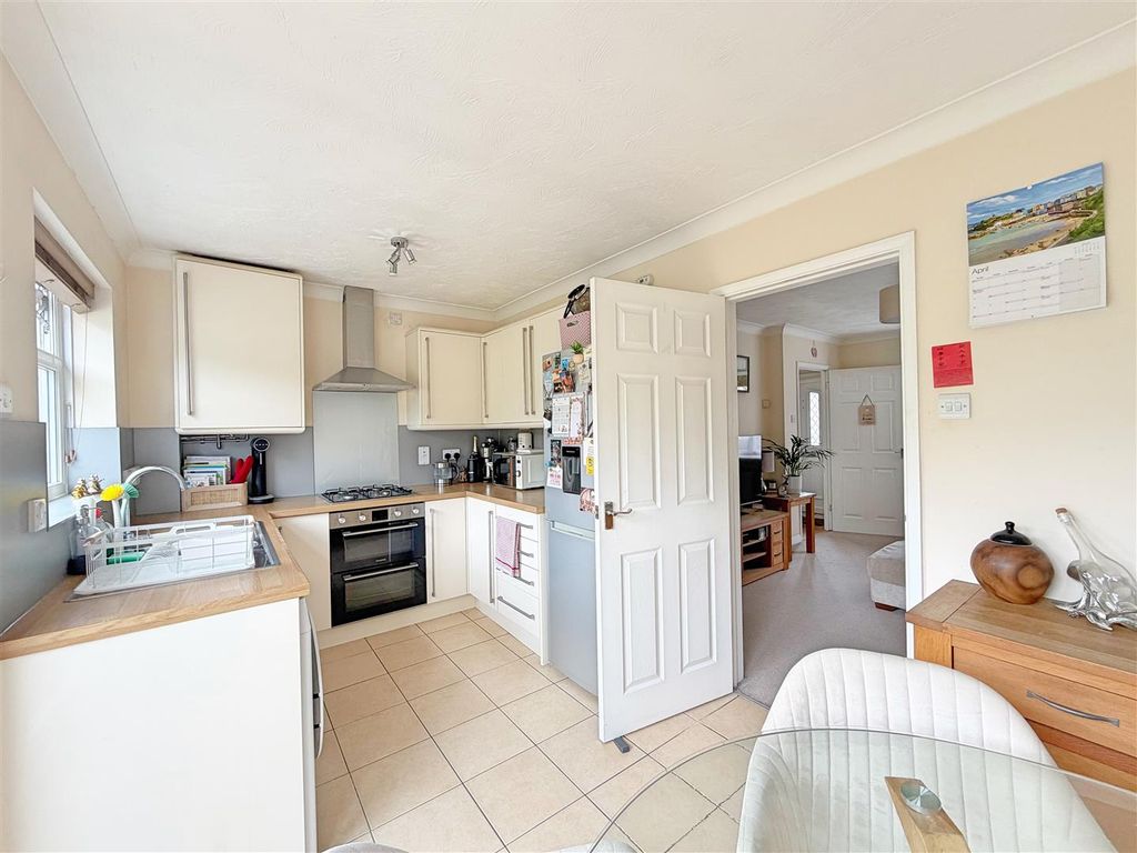 Property photo 3 of 16 Img_9969.Jpg