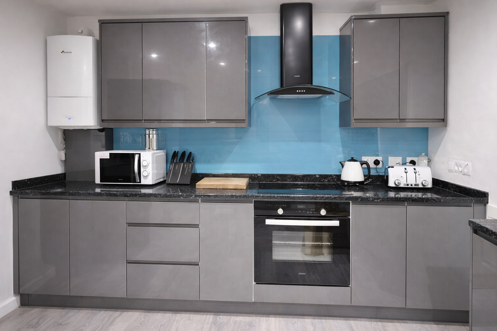 Property photo 1 of 5 Kitchen