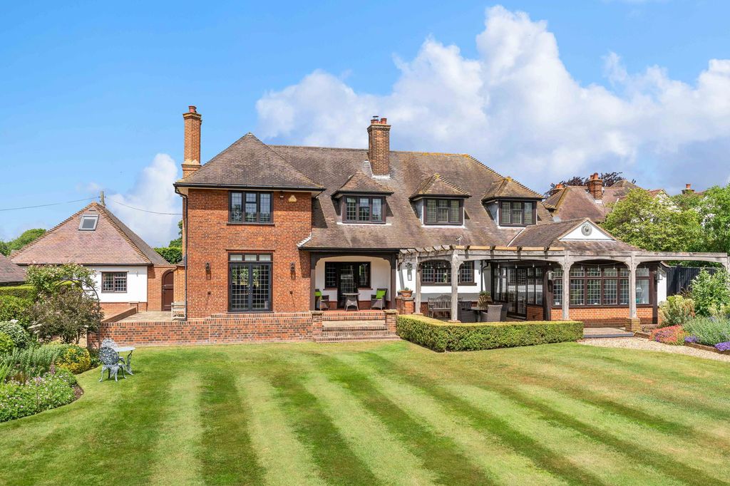 Property photo 1 of 73