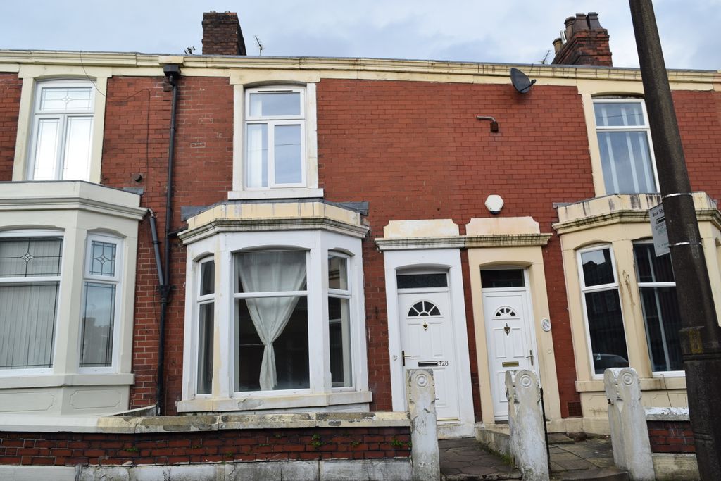 Property photo 3 of 8