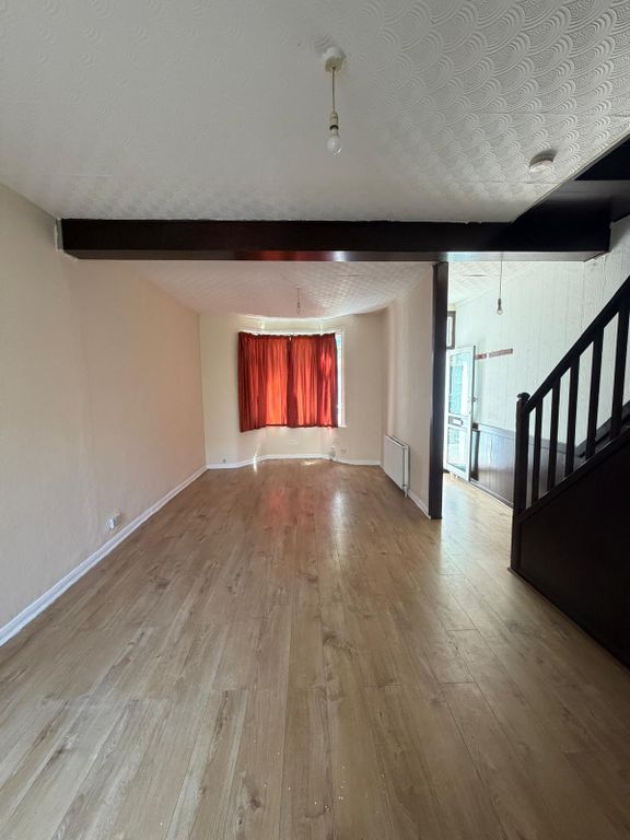 Property photo 1 of 9 3 Bed Terraced House To Rent Bristol Road, London E7
