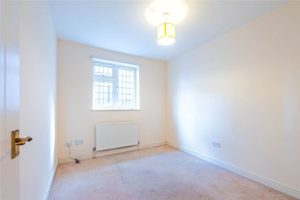 Property photo 3 of 20 Picture No. 03