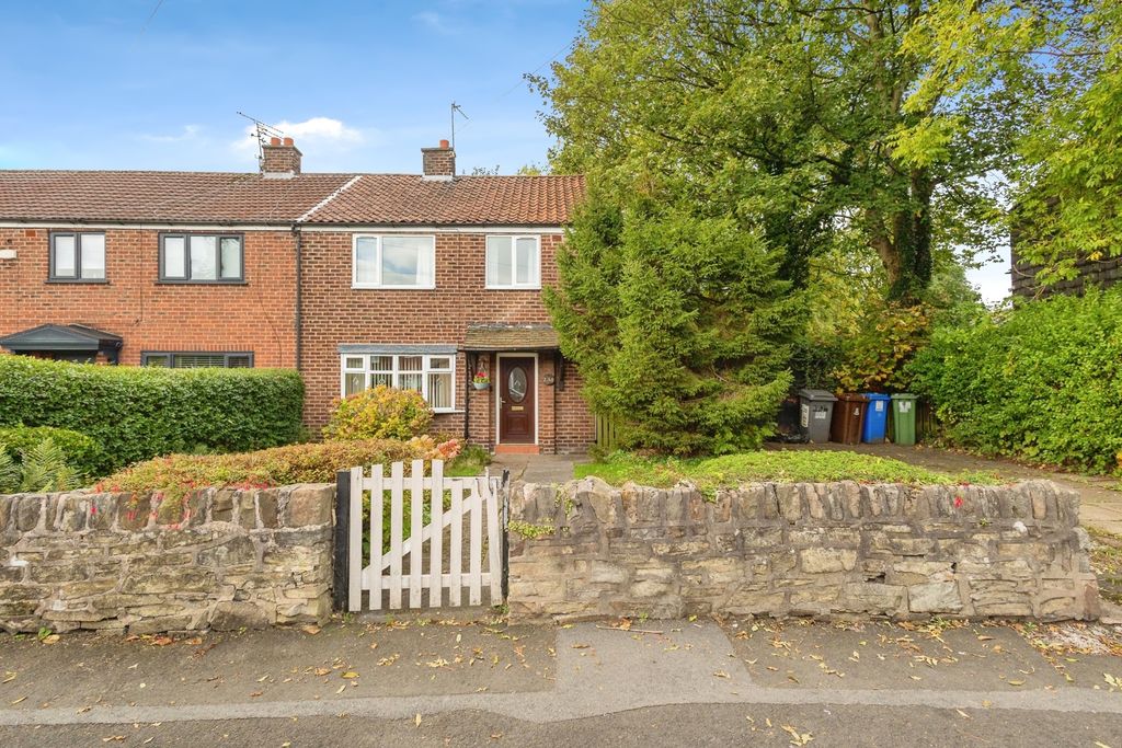 Property photo 3 of 17 Photo