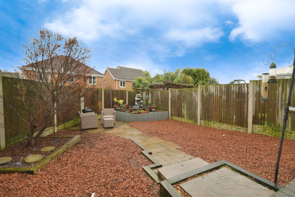 Property photo 2 of 20