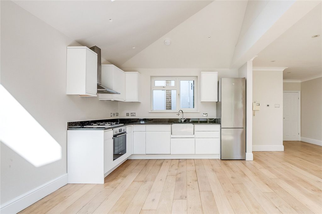 Property photo 2 of 16 Picture No. 16