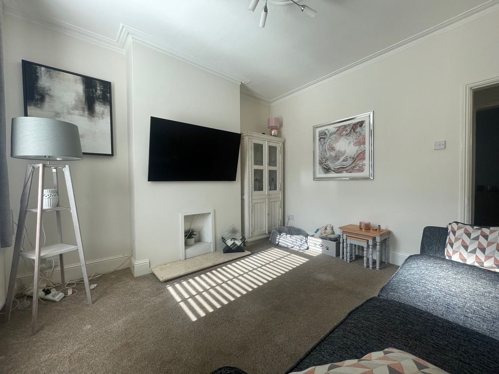 Property photo 3 of 14 Image