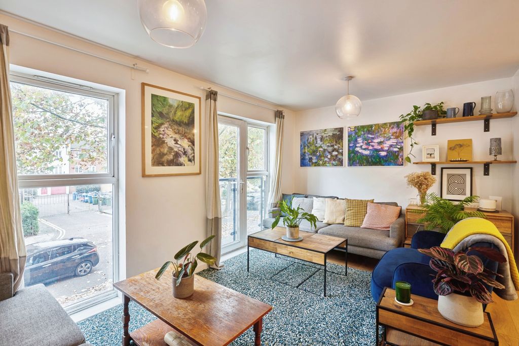 Property photo 3 of 11 Open Plan Living