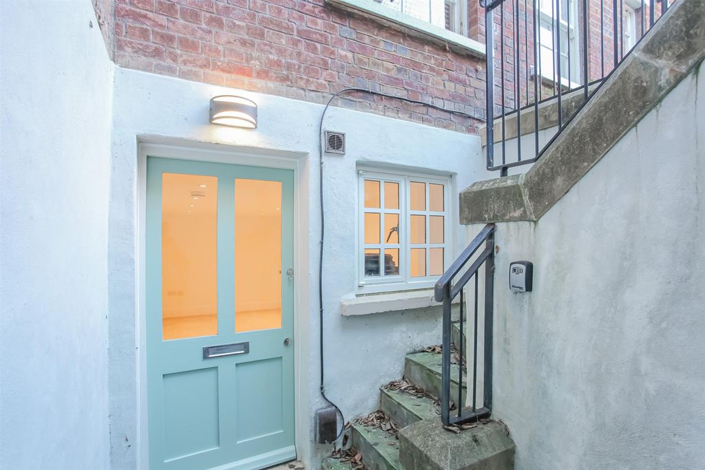 Property photo 1 of 11 Img_4101.Jpg