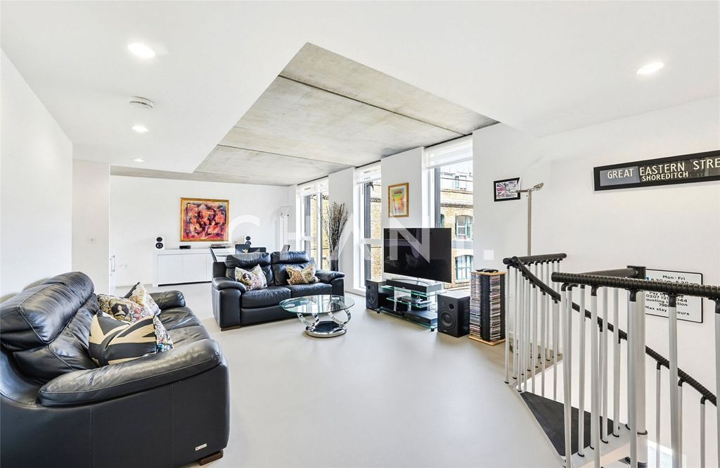 Property photo 2 of 16 Picture No. 73