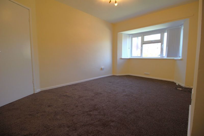 Property photo 2 of 9 Photo 9
