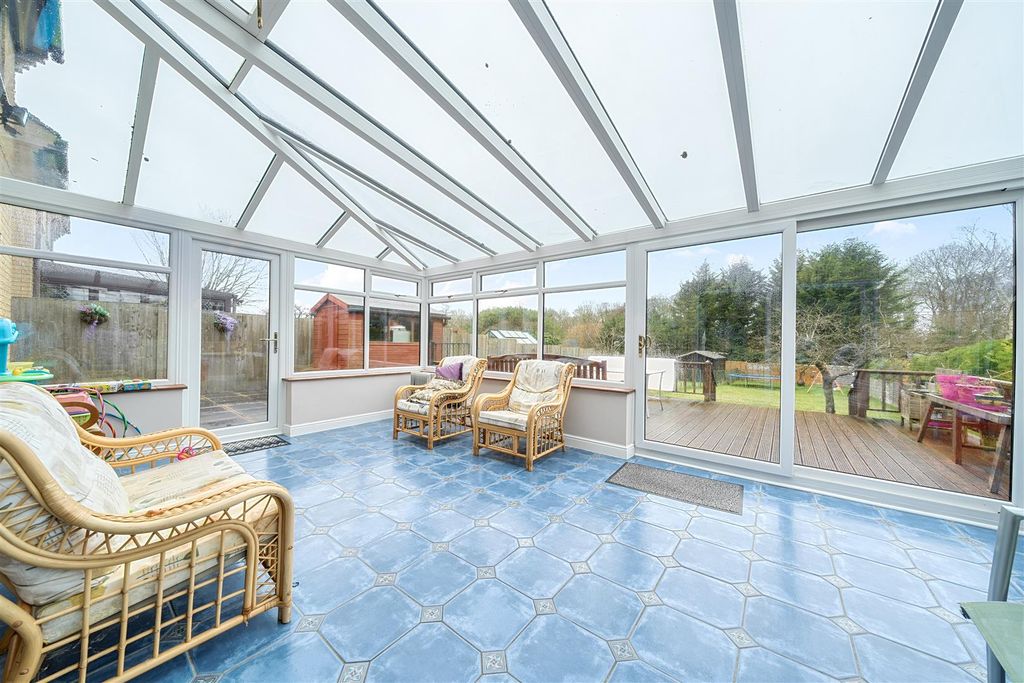 Property photo 3 of 19 1407053-22-69988c7c6Ac71.Jpg