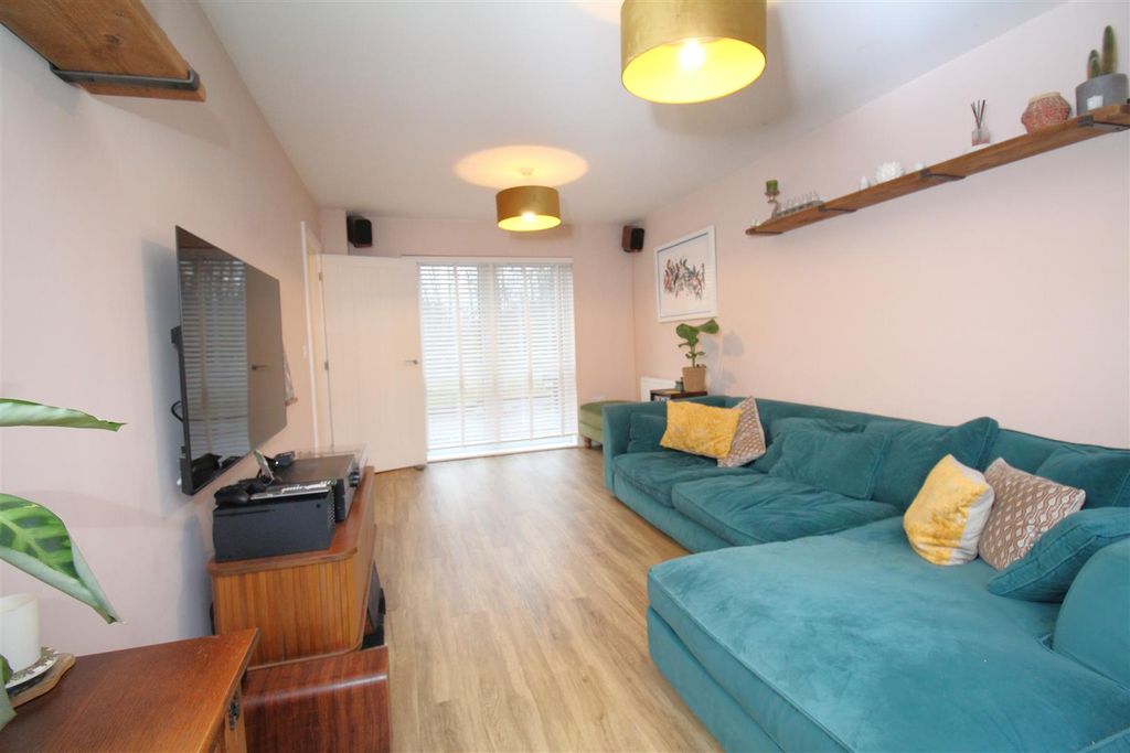 Property photo 2 of 17 Img_8237.Jpg