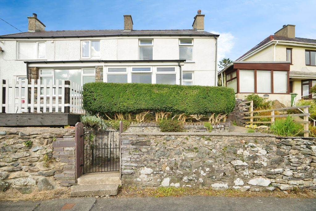Property photo 1 of 17 Photo
