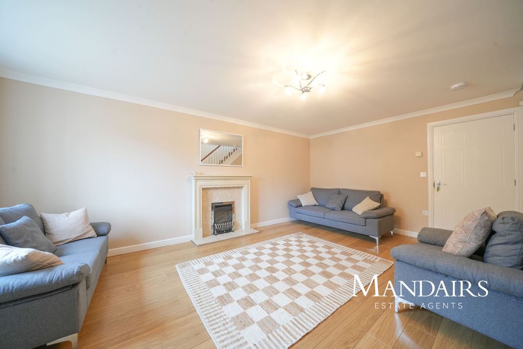 Property photo 2 of 26