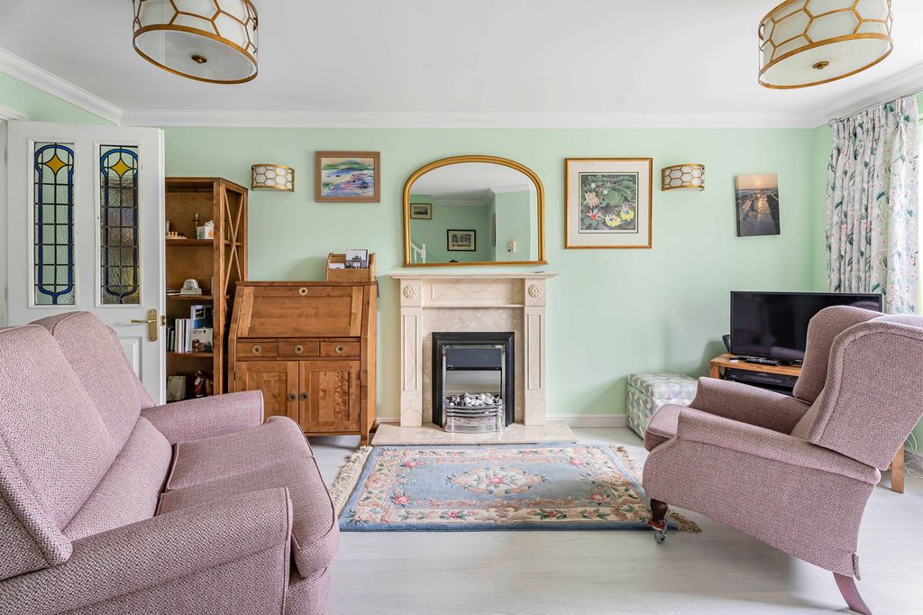 Property photo 2 of 12