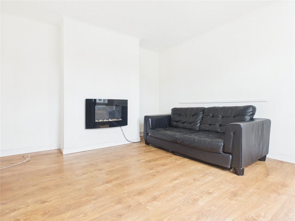 Property photo 2 of 14 Picture No. 01