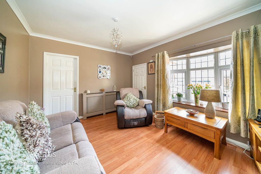 Property photo 2 of 34 Webbs (12 Of 57).Jpg