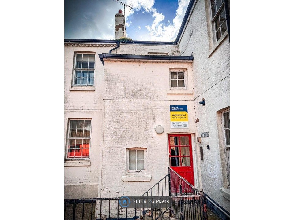 Property photo 1 of 8