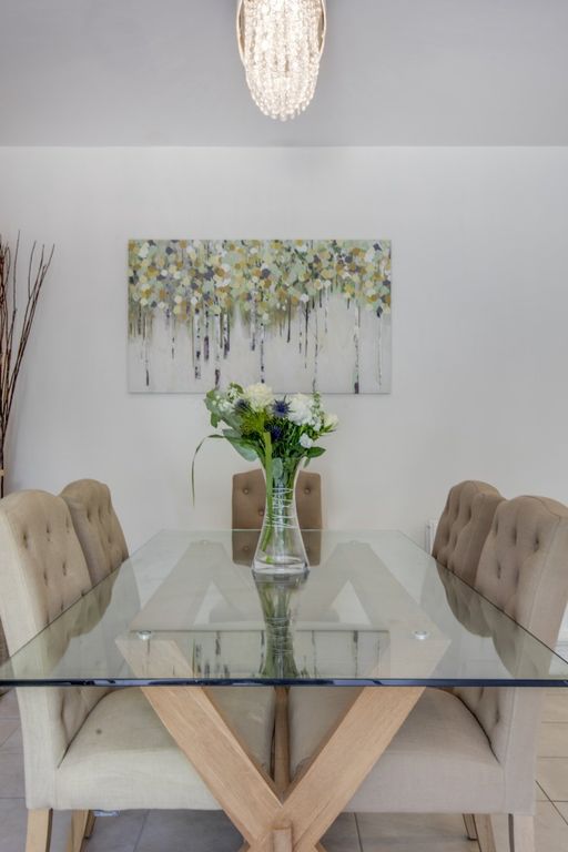 Property photo 3 of 14 Dining