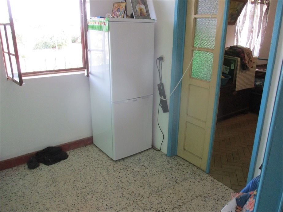 Property photo 1 of 37