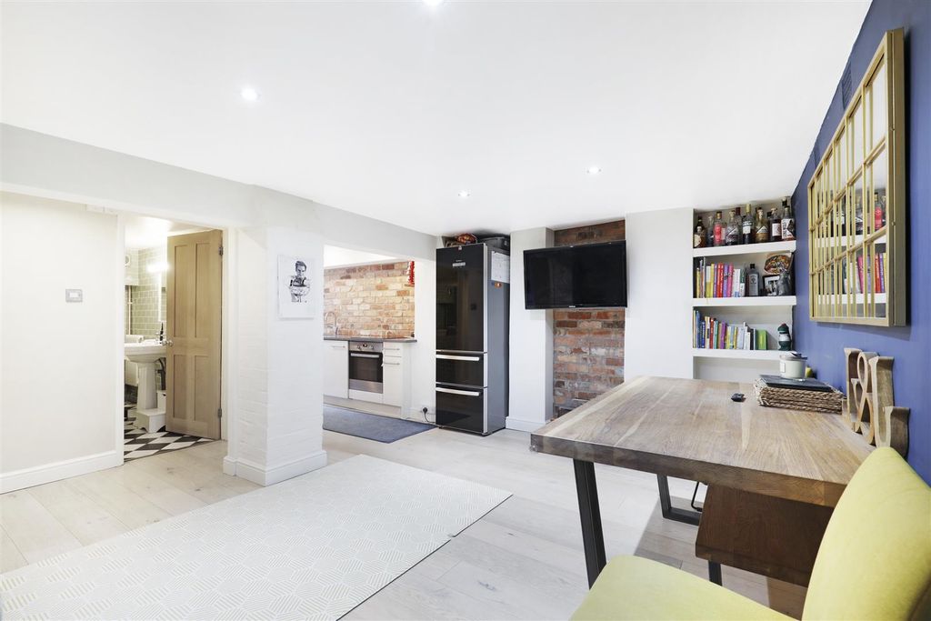 Property photo 2 of 20 4R3A2684.Jpg