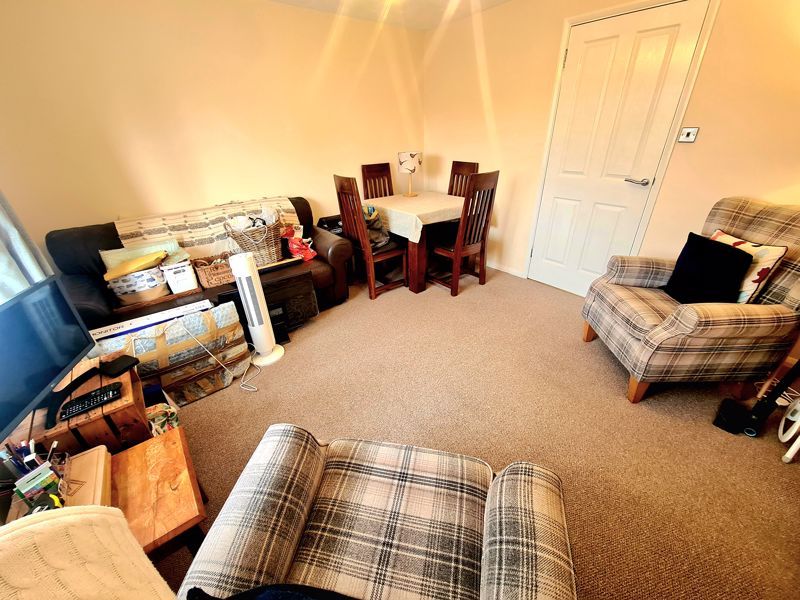 Property photo 2 of 8 Photo 2