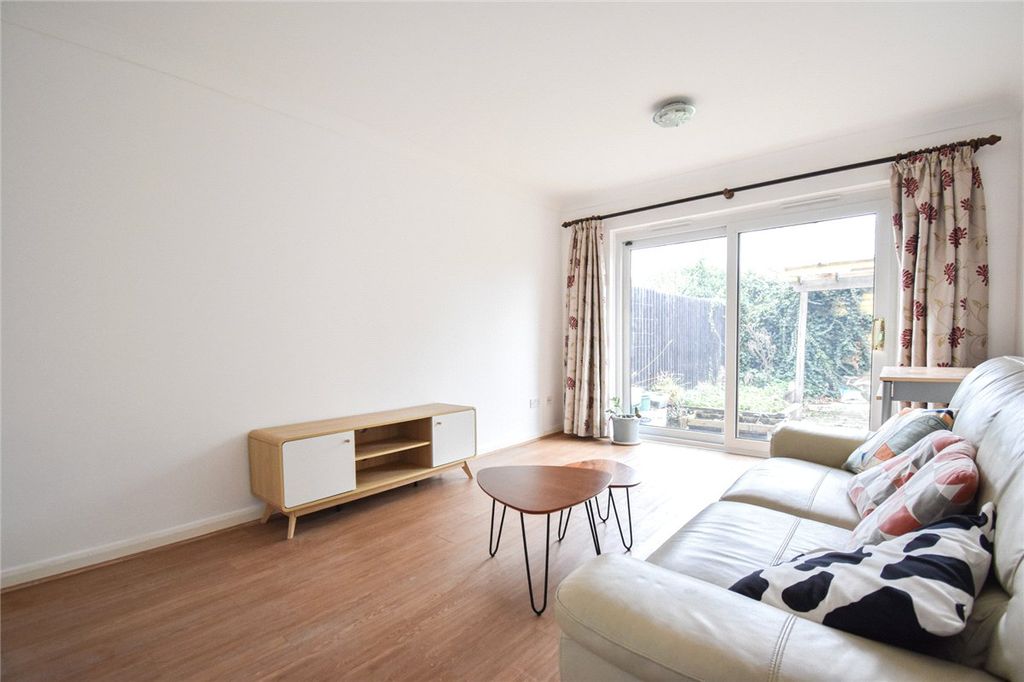 Property photo 3 of 14 Picture No. 06