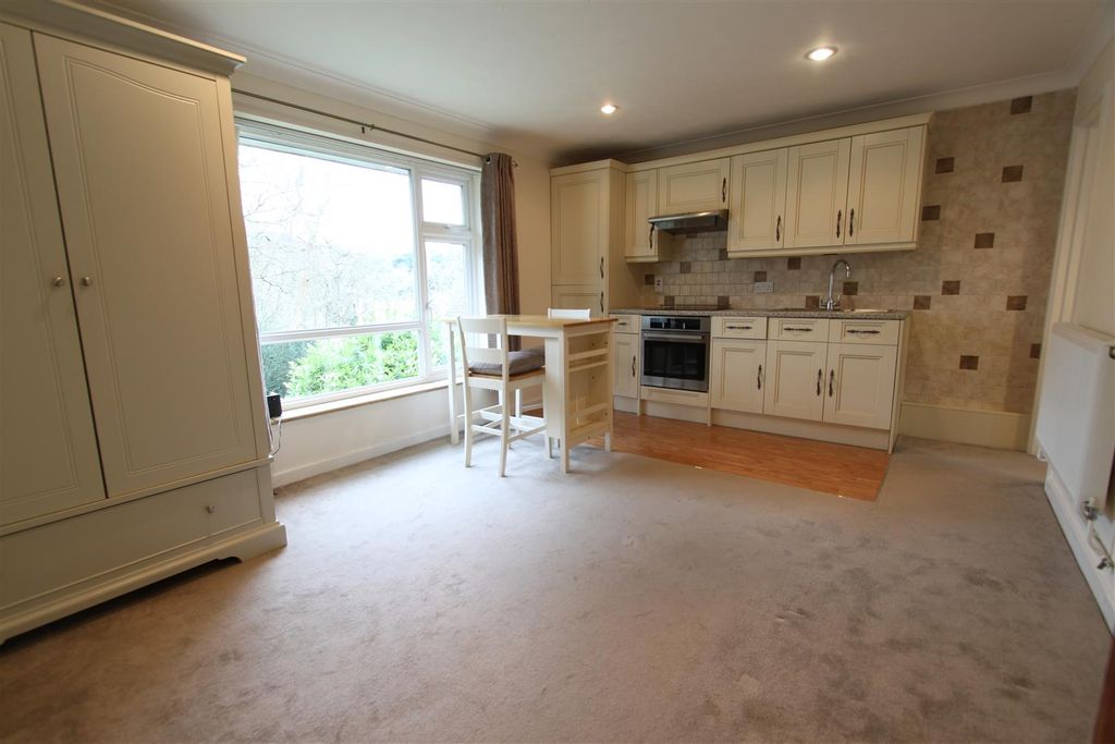 Property photo 2 of 9 Img_0996.Jpg