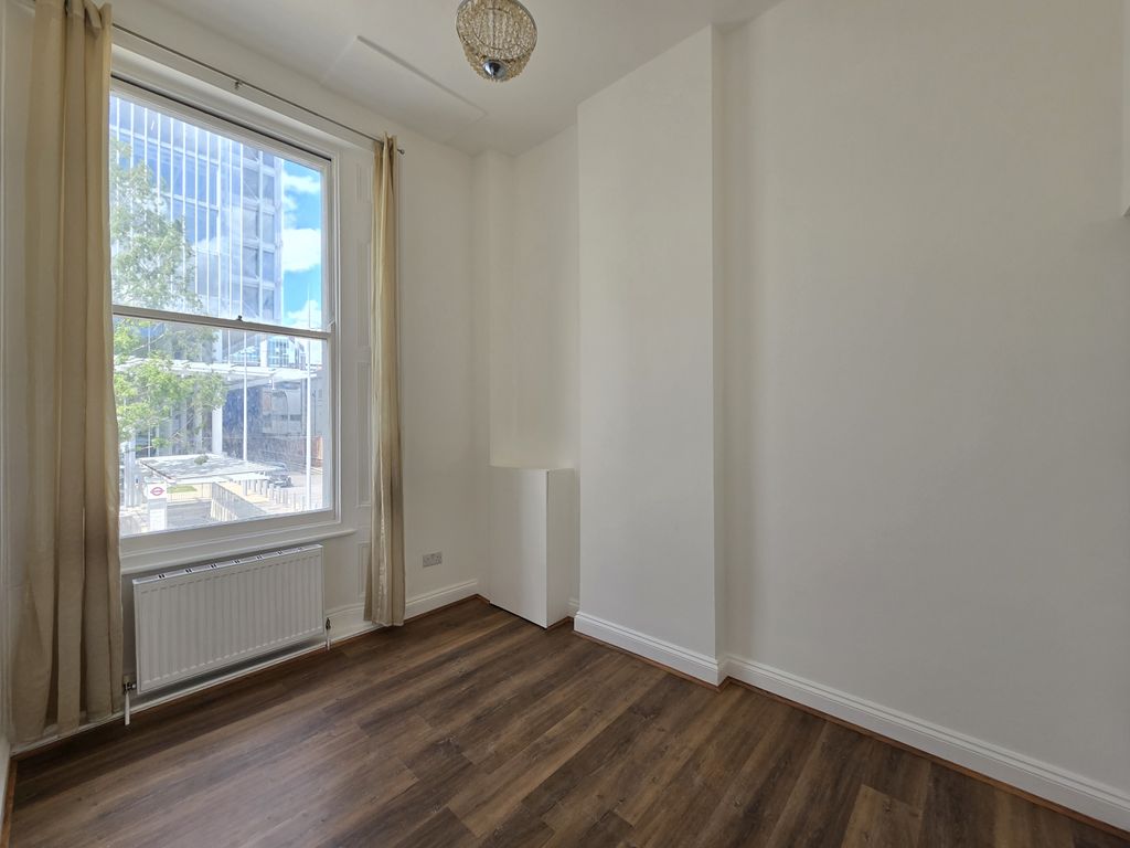 Property photo 1 of 6 Praed Street, London W2