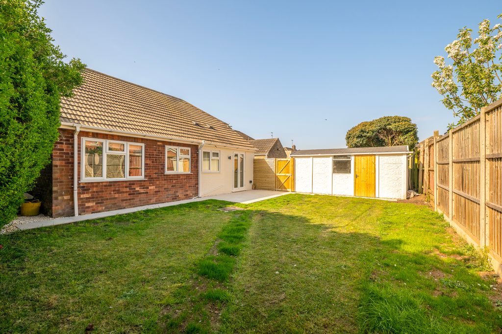 Property photo 2 of 19 11