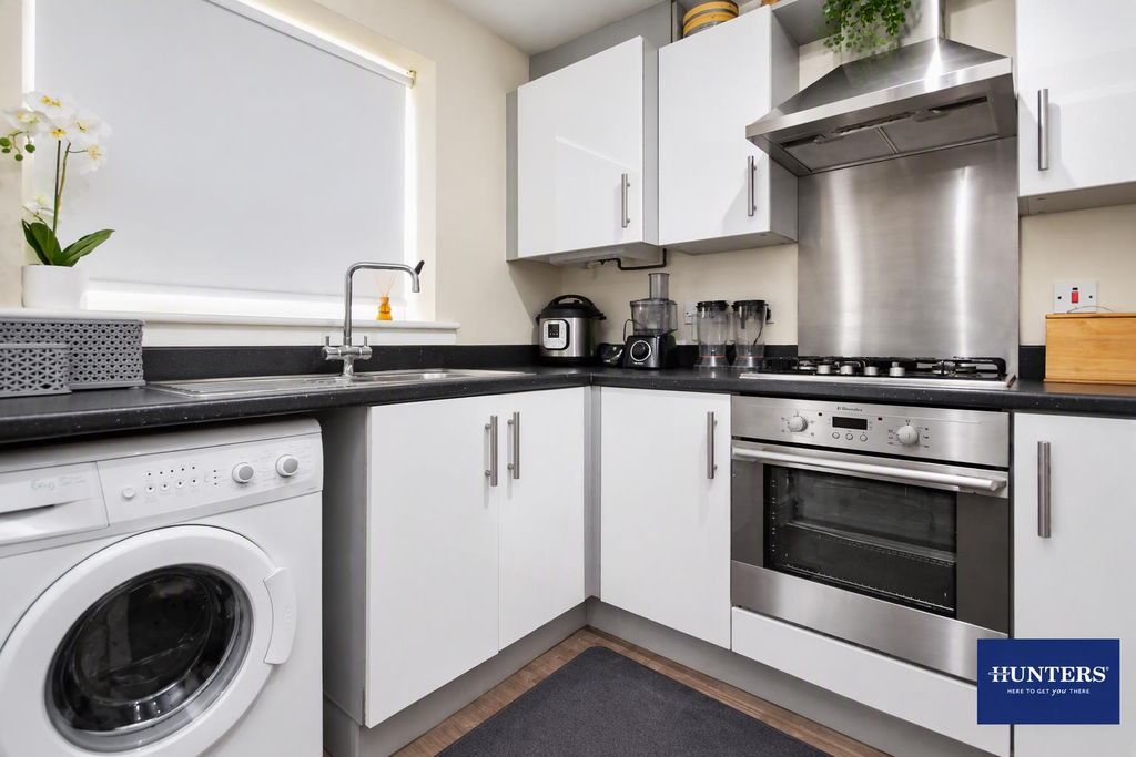 Property photo 2 of 23 Designer (28).Png
