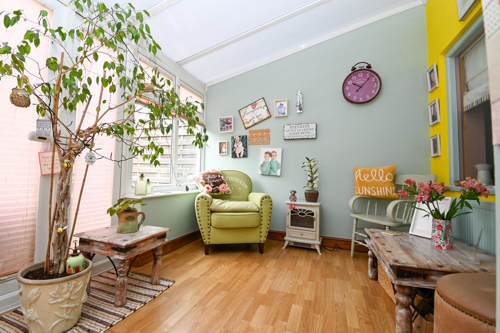 Property photo 1 of 38