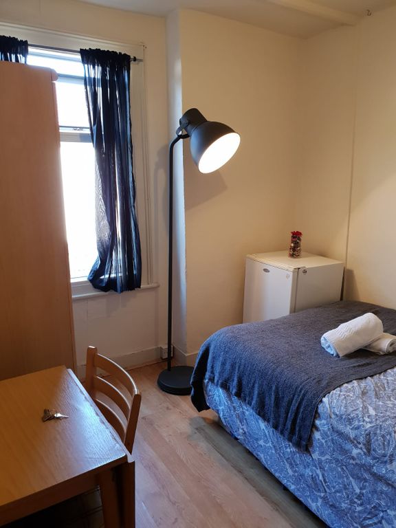 Property photo 2 of 4