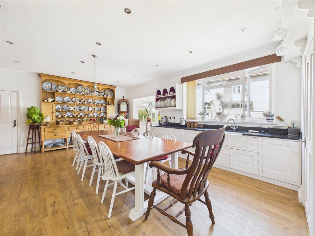 Additional image 13 of 5 bed detached house for saleWest Drive, Porthcawl CF36