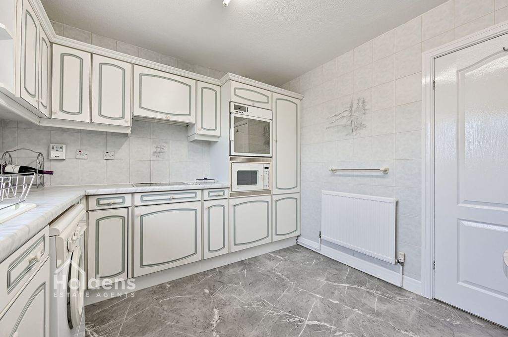 Property photo 3 of 15