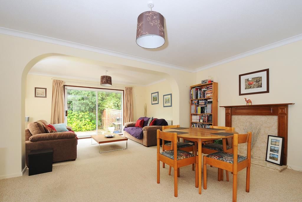 Property photo 3 of 9 Living/ Dining Room
