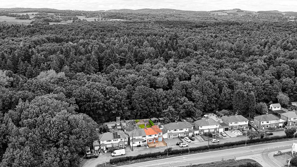 Property photo 1 of 30